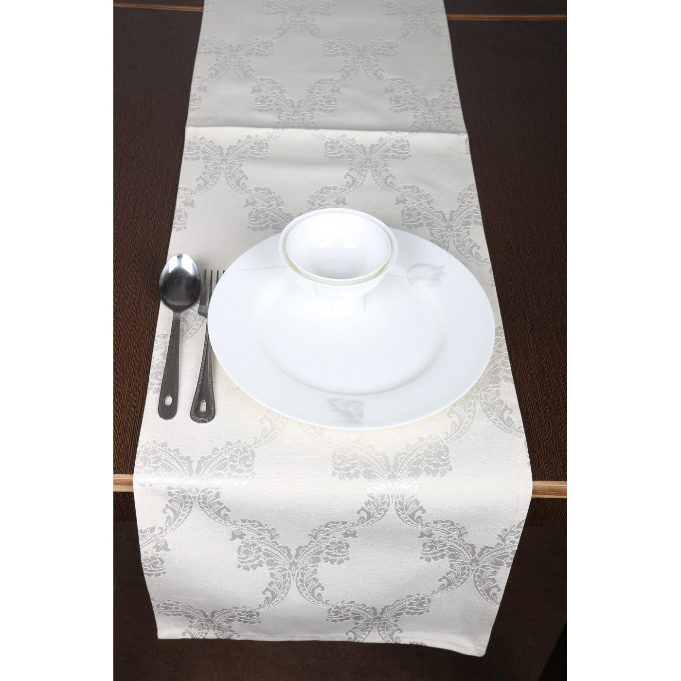 Sophisticated Elegance Ogee Jacquard Table Runner for Timeless Dining Décor